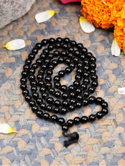 Black Hakik Mala